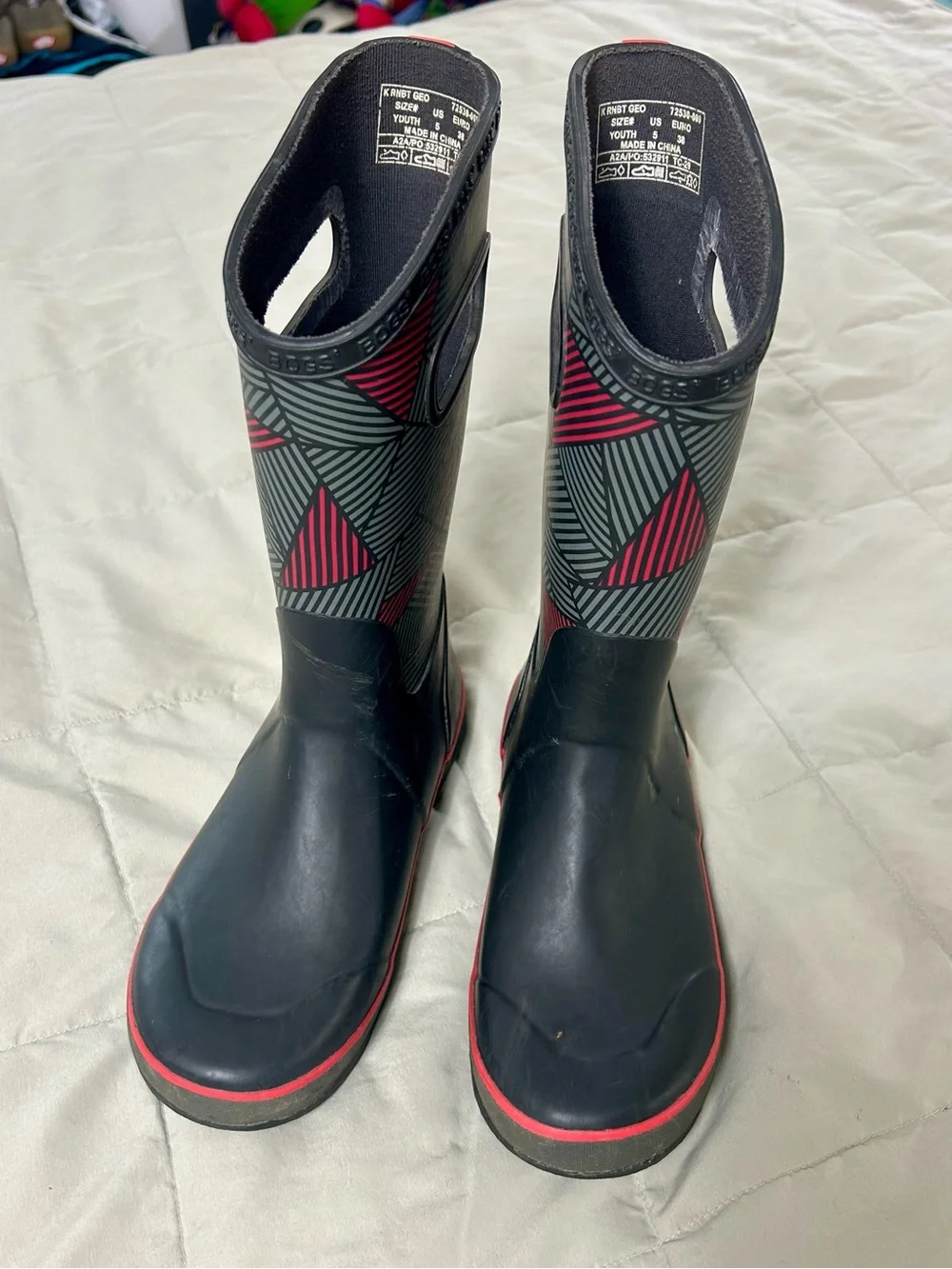 Bogs Kids Black and Red Geometric Rain Boots, Waterproof, Youth Size 5